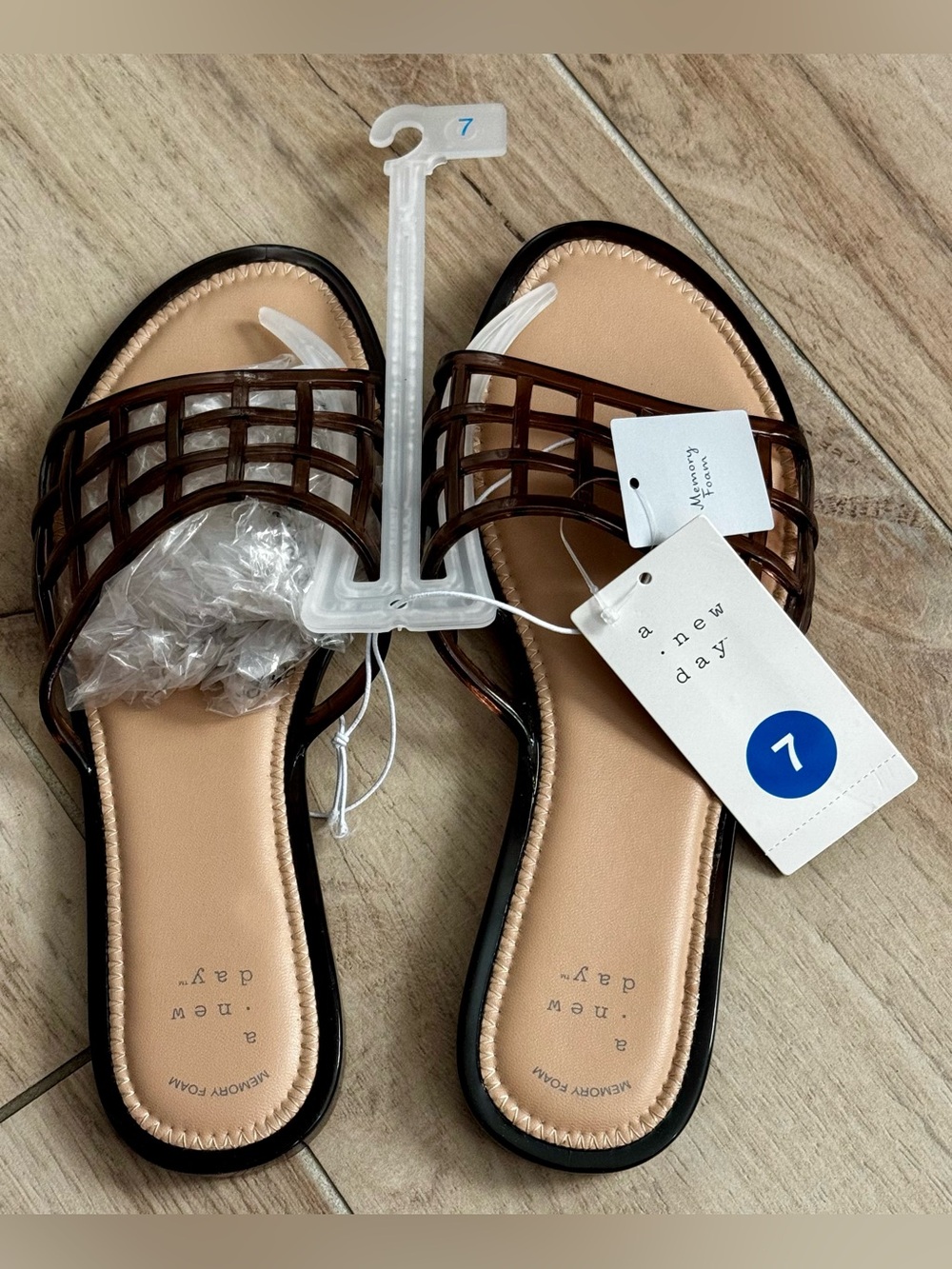 NWT a new day Brown Slide Sandals Size 7 with memory foam